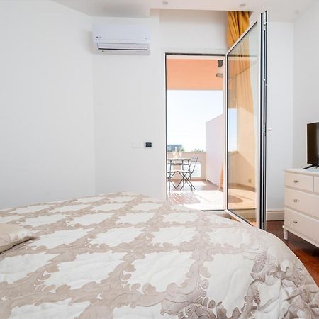 Perla Marina Sea View Apartment CTA Exteriör bild