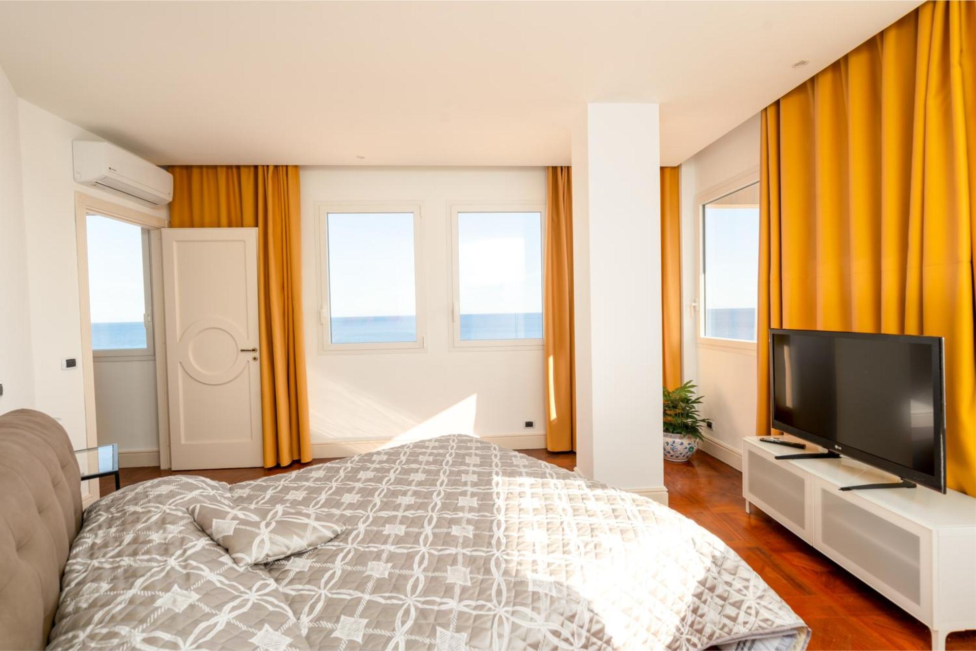 Perla Marina Sea View Apartment CTA Exteriör bild